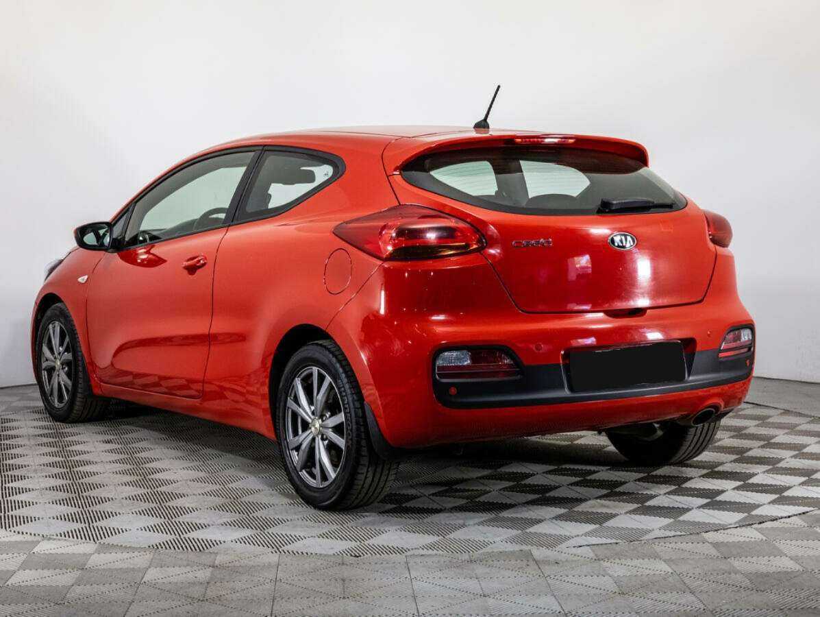 Купить Kia Ceed с пробегом. Фото: #6