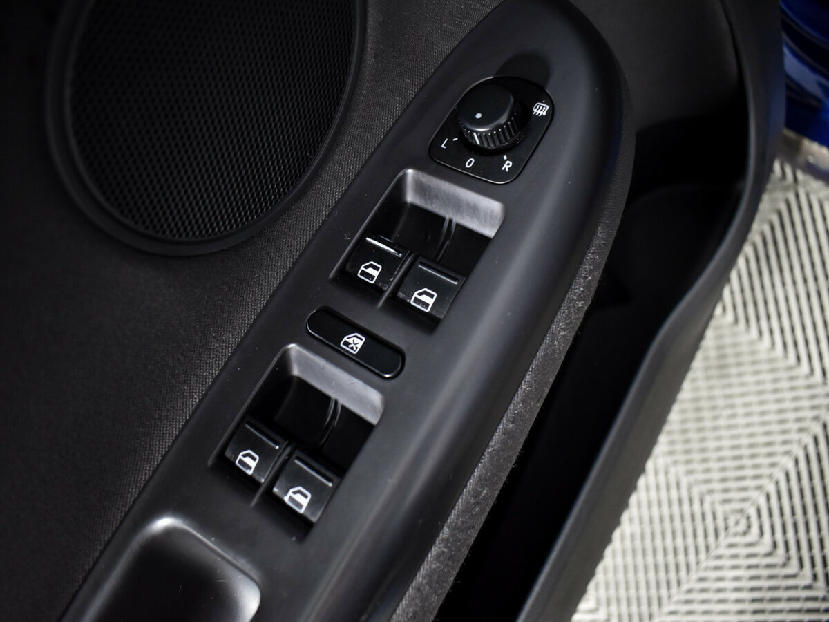 Купить Volkswagen Golf Plus с пробегом. Фото: #16