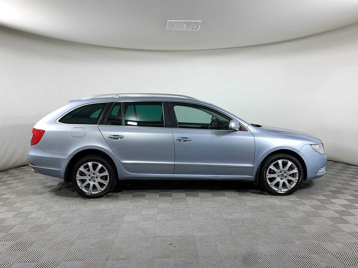 Купить Skoda Superb с пробегом. Фото: #3