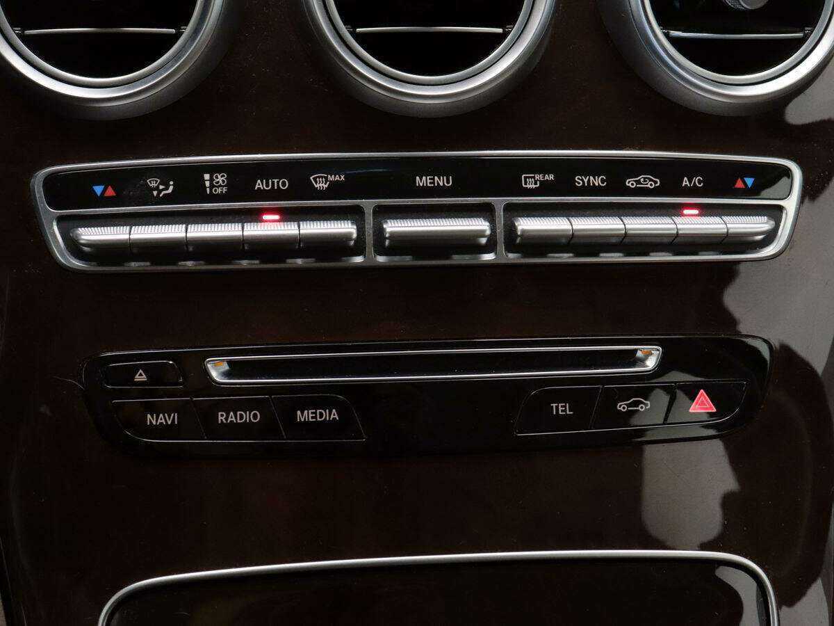 Купить Mercedes-Benz GLC с пробегом. Фото: #16