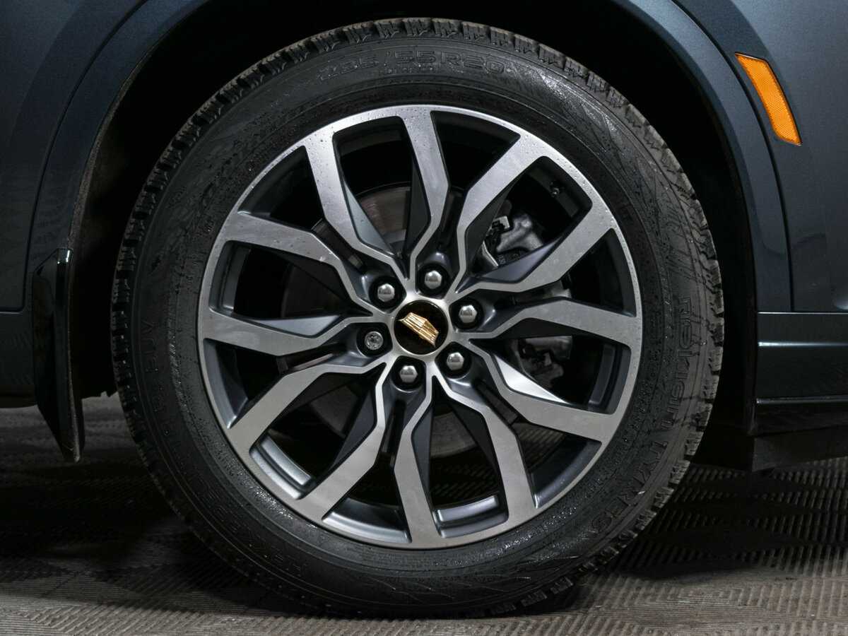 Купить Cadillac XT6 с пробегом. Фото: #26