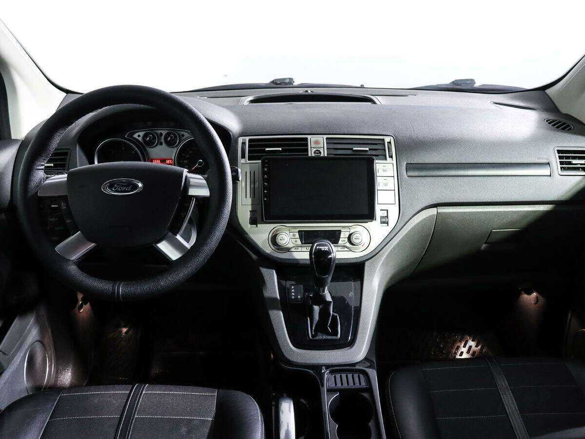 Купить Ford Kuga с пробегом. Фото: #9