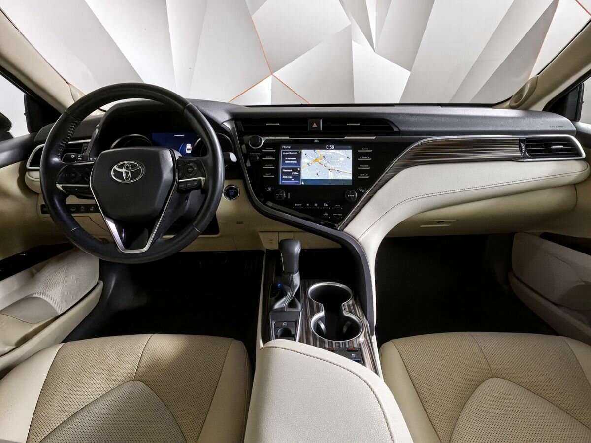 Купить Toyota Camry с пробегом. Фото: #9