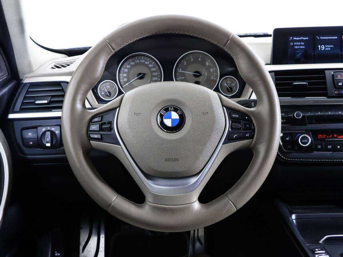 Купить BMW 3 серии с пробегом. Фото: #11
