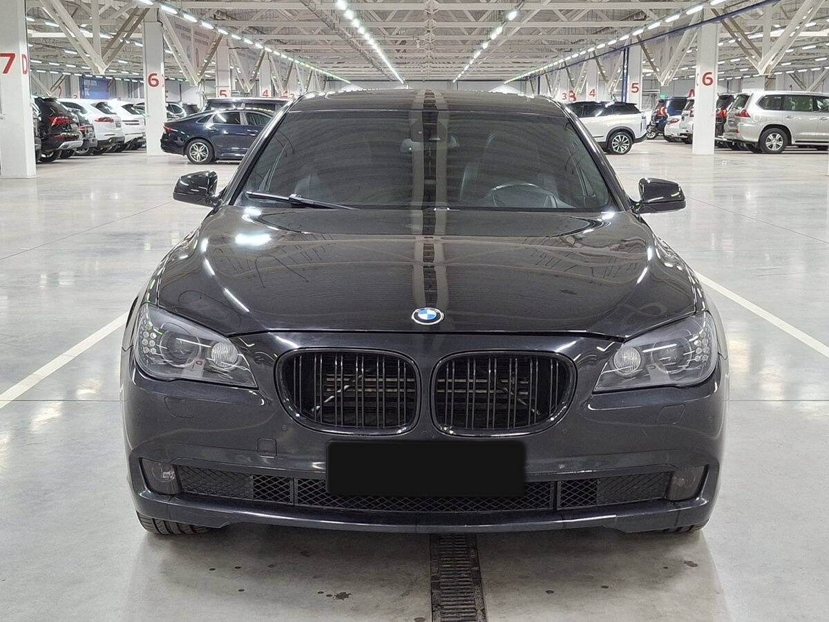 Купить BMW 7 серии с пробегом. Фото: #1
