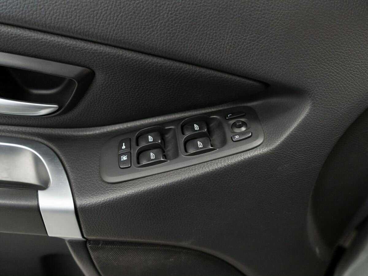 Купить Volvo XC90 с пробегом. Фото: #13