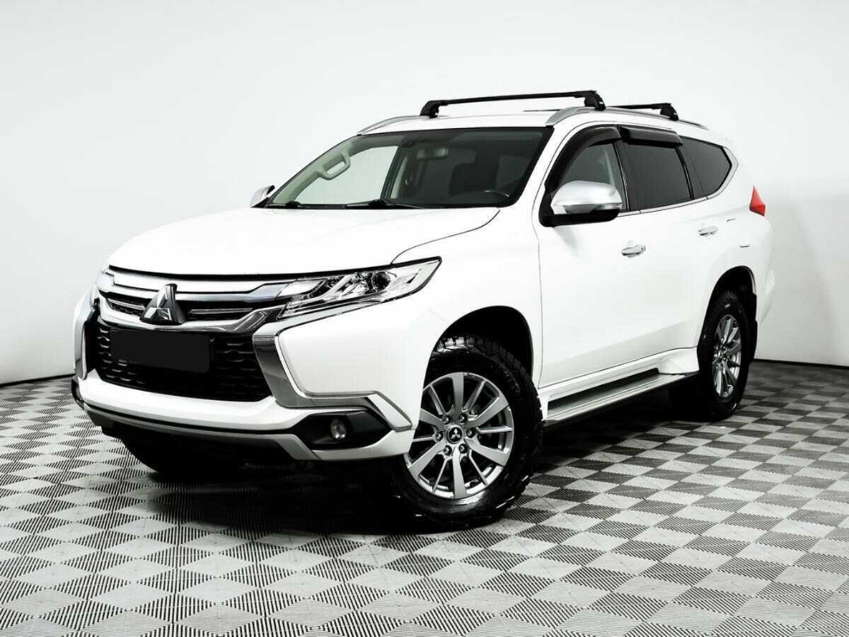 Купить Mitsubishi Pajero Sport с пробегом. Фото: #0