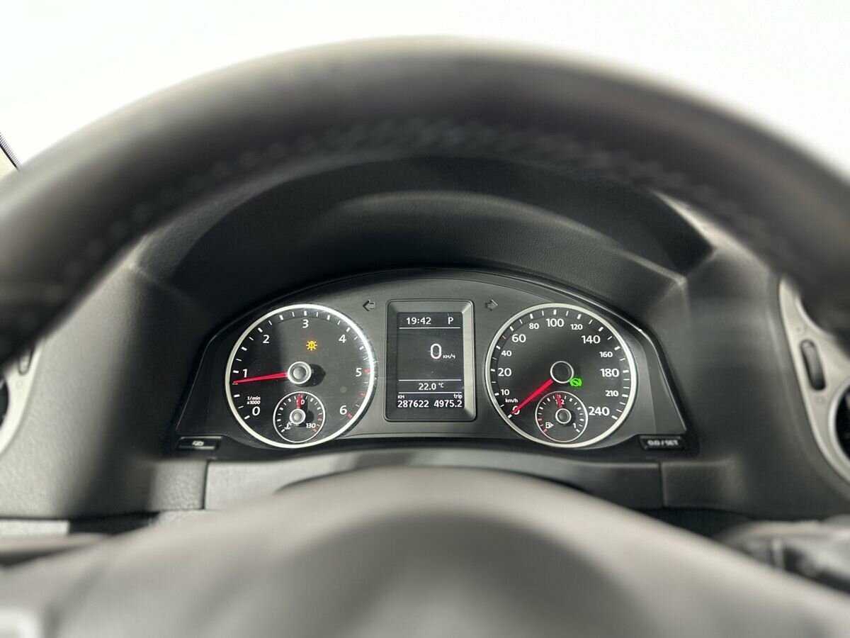 Купить Volkswagen Tiguan с пробегом. Фото: #10