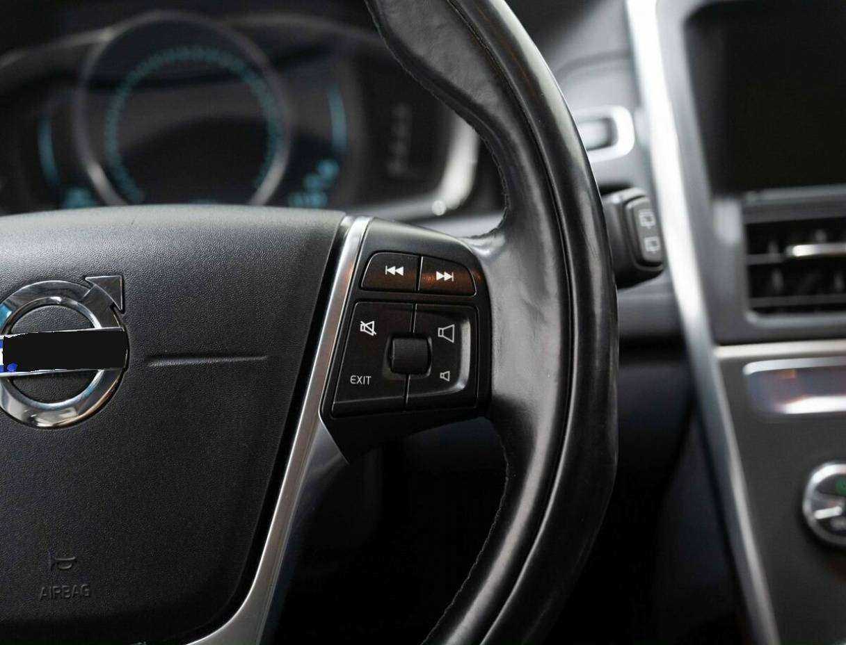 Купить Volvo XC60 с пробегом. Фото: #14