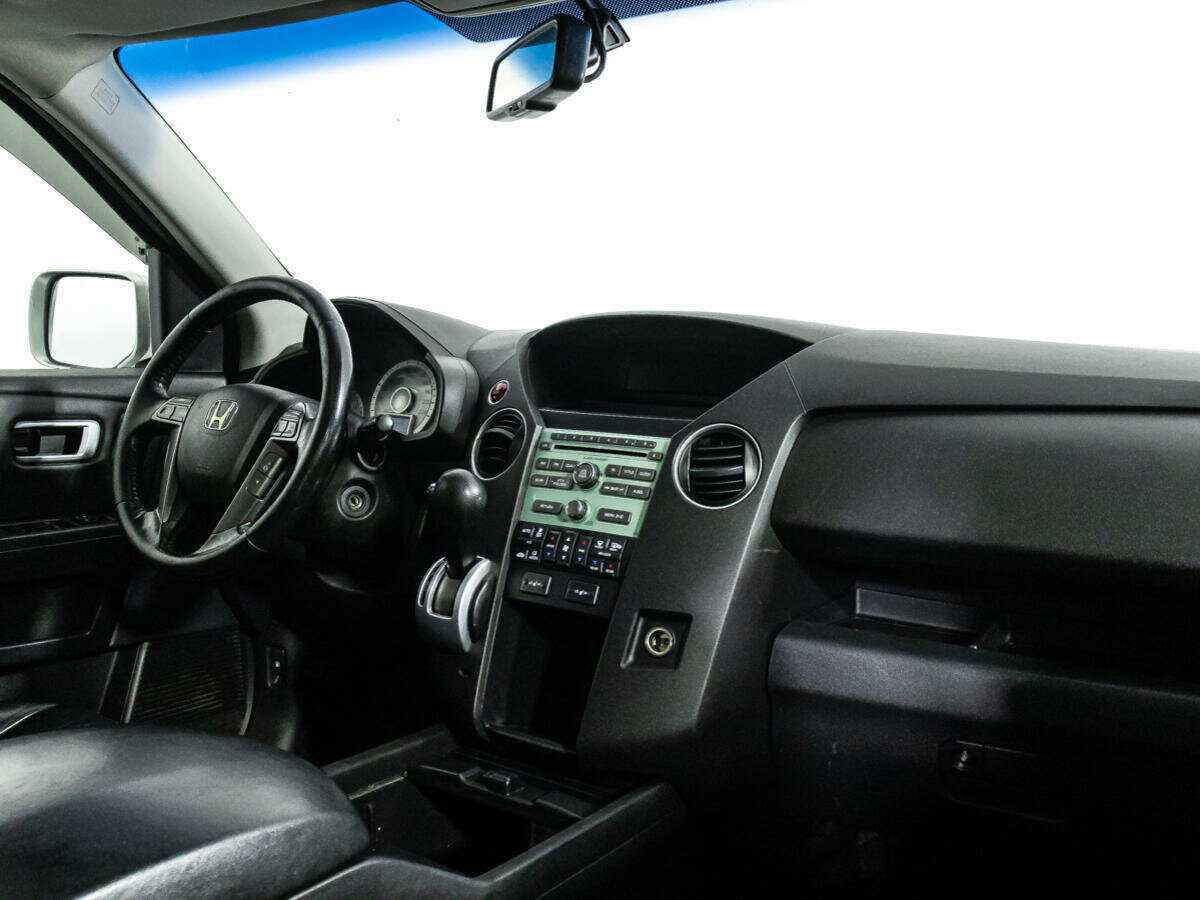 Купить Honda Pilot с пробегом. Фото: #8