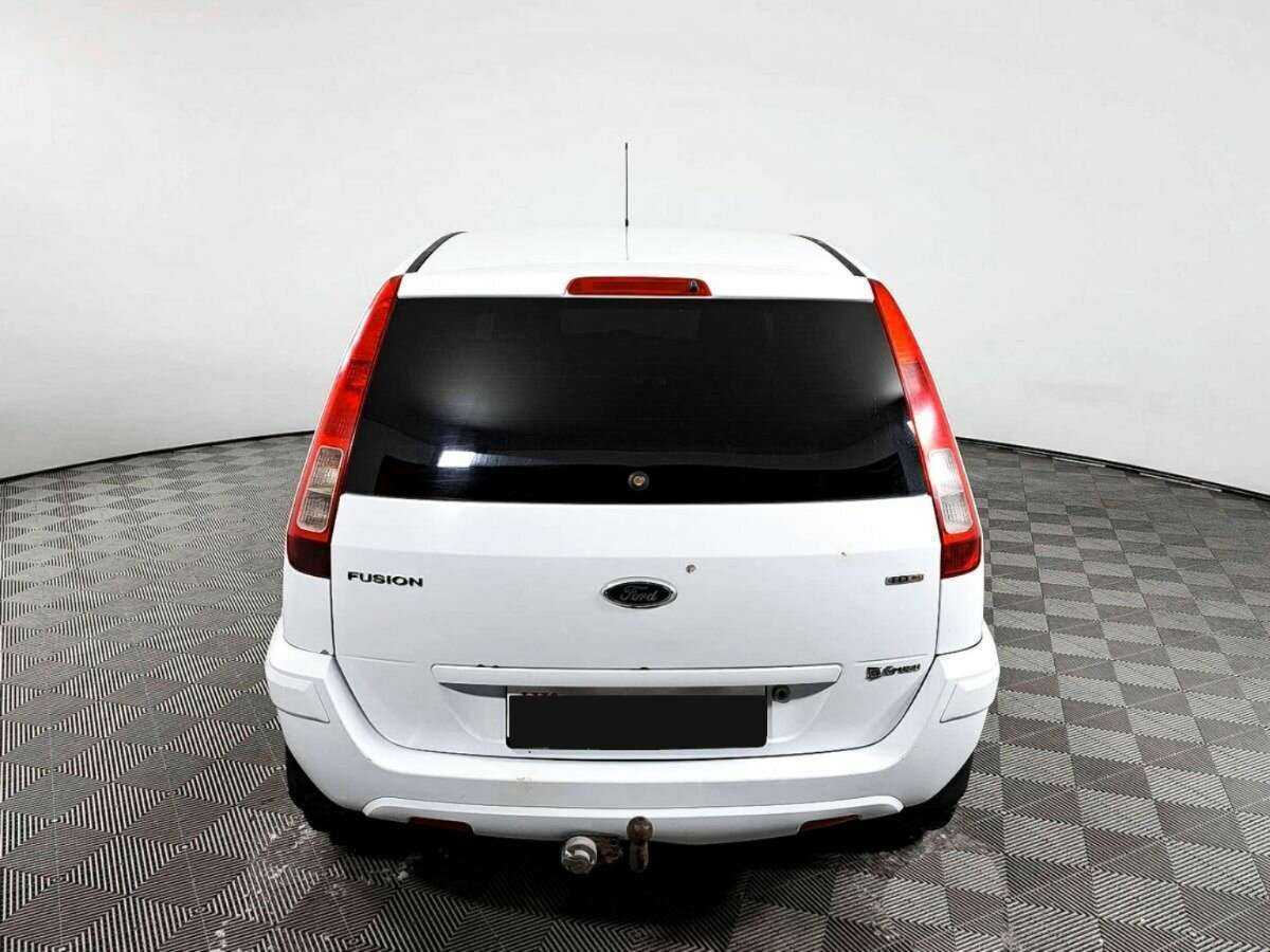 Купить Ford Fusion с пробегом. Фото: #5
