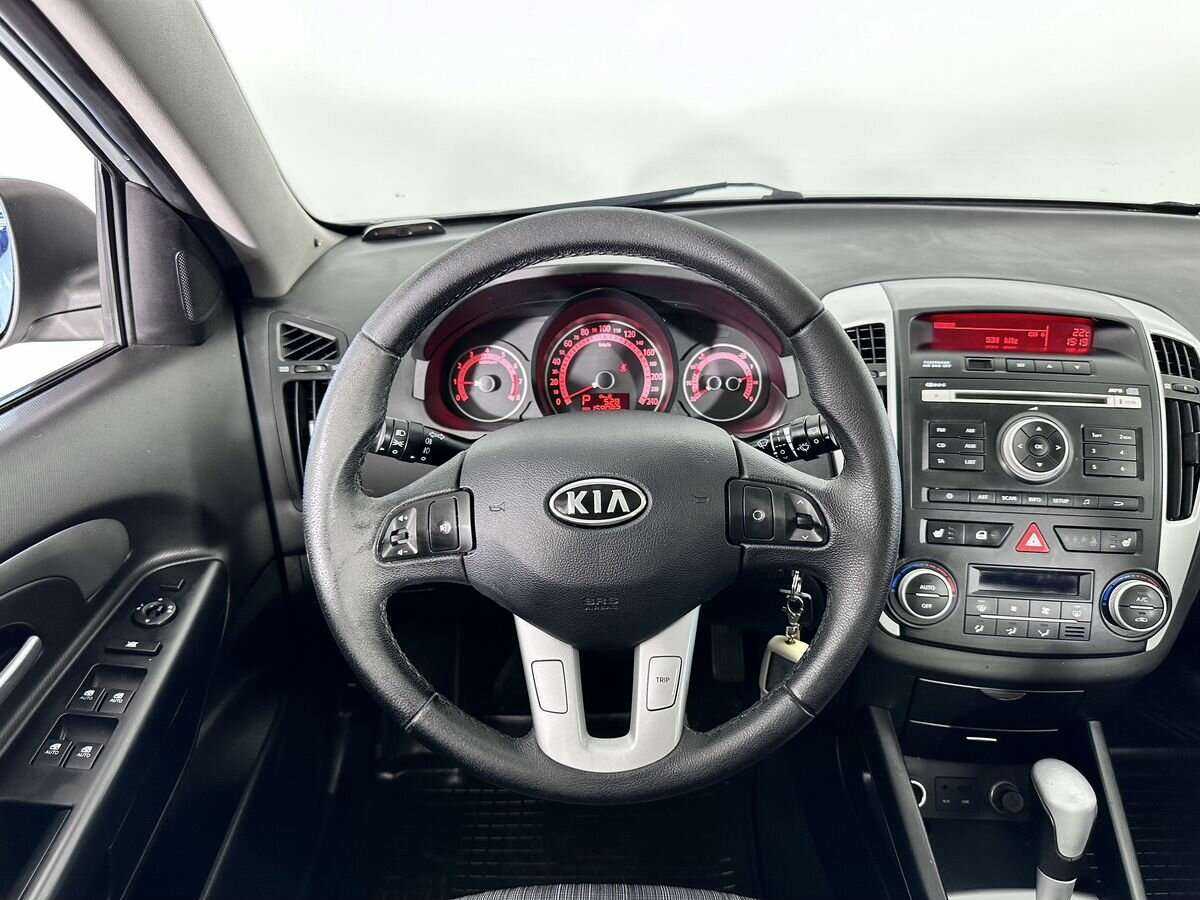 Купить Kia Ceed с пробегом. Фото: #9