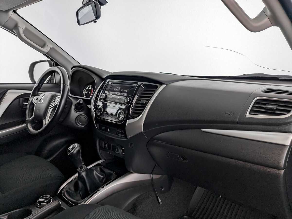 Купить Mitsubishi Pajero Sport с пробегом. Фото: #8