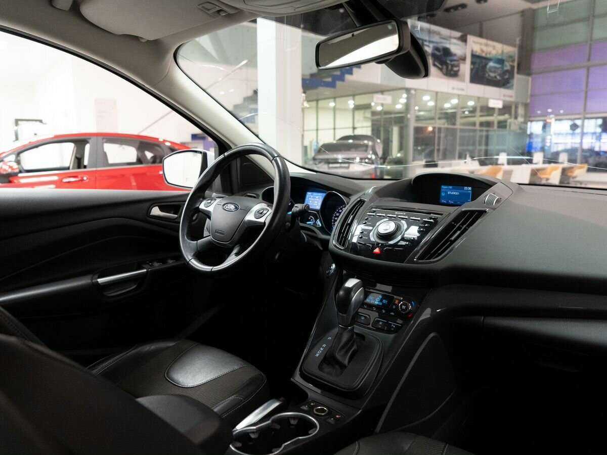 Купить Ford Kuga с пробегом. Фото: #15