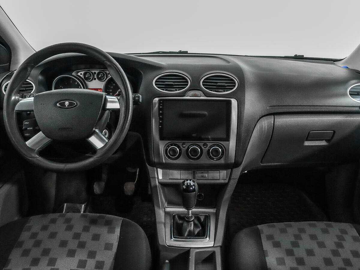 Купить Ford Focus с пробегом. Фото: #11