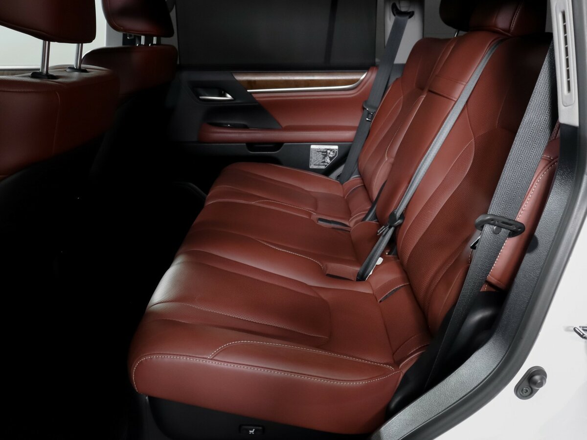 Купить Lexus LX с пробегом. Фото: #9