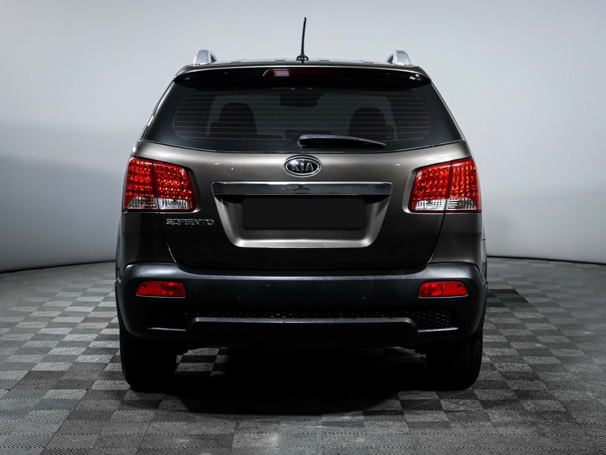 Купить Kia Sorento с пробегом. Фото: #5