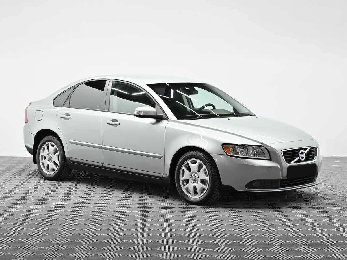 Купить Volvo S40 с пробегом. Фото: #1