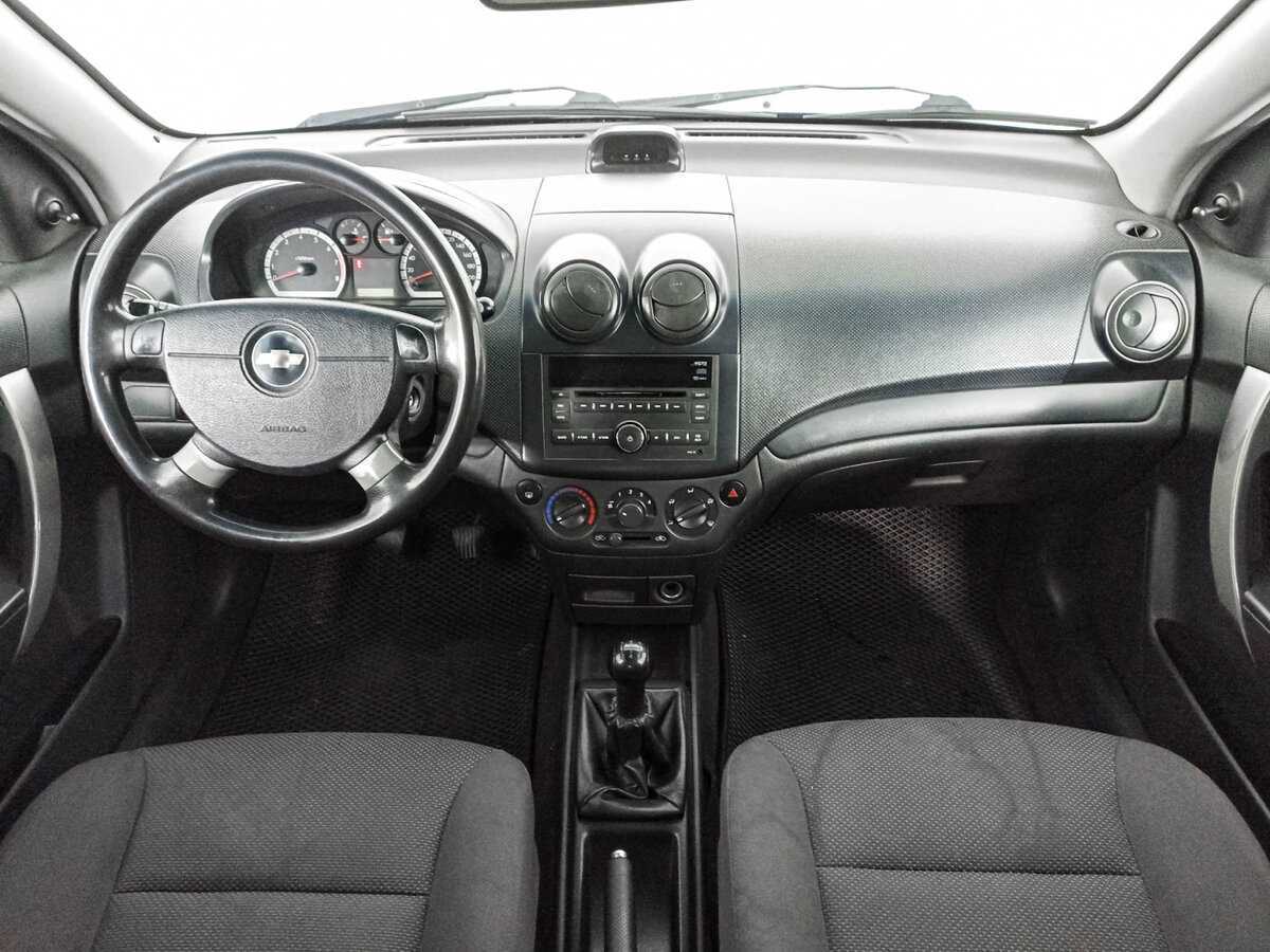 Купить Chevrolet Aveo с пробегом. Фото: #11