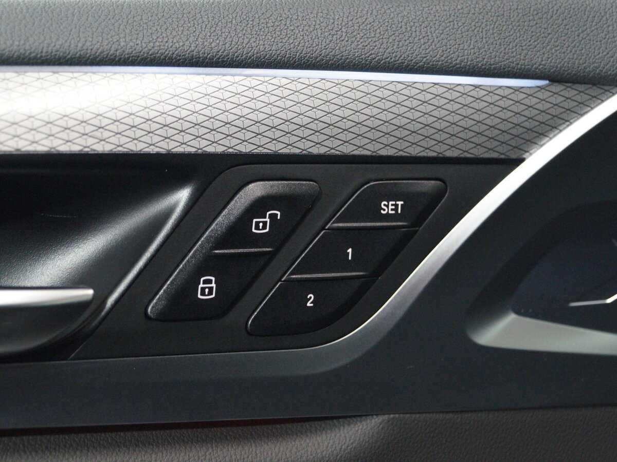 Купить BMW X4 с пробегом. Фото: #13