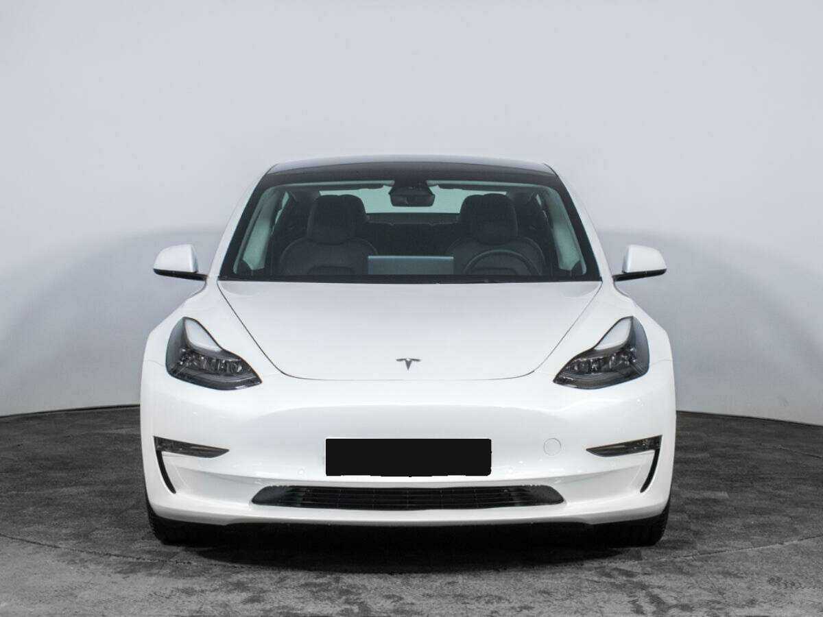 Купить Tesla Model 3 с пробегом. Фото: #1