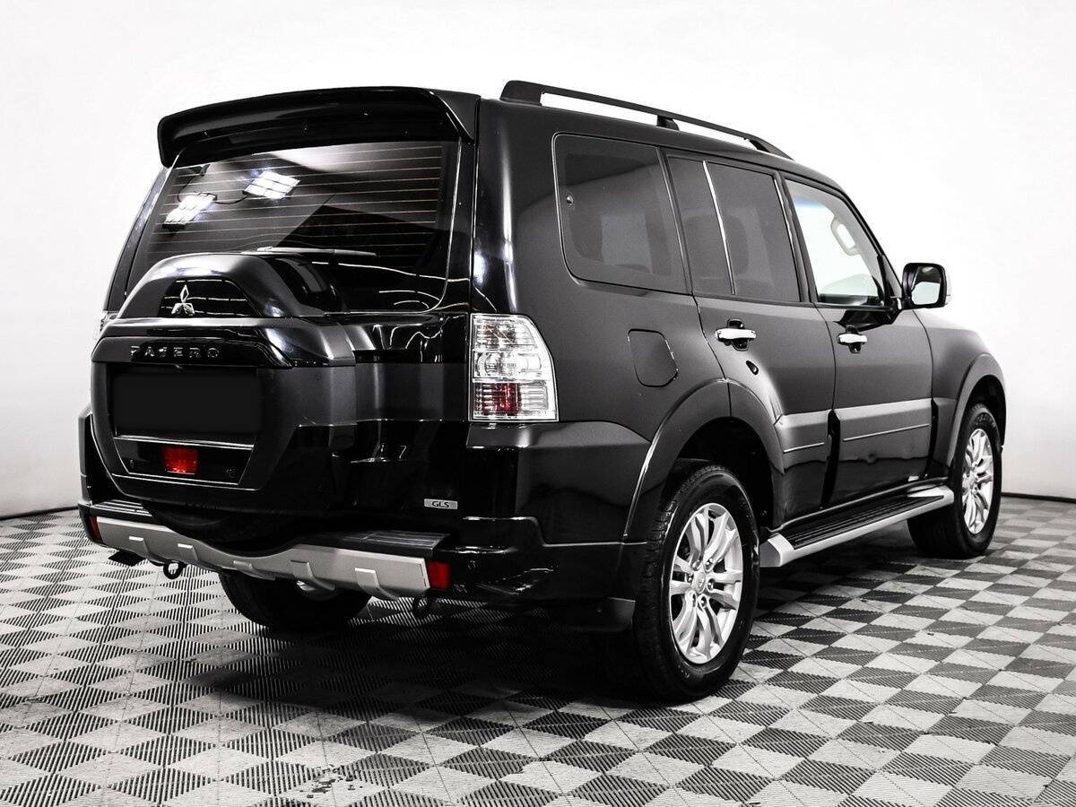 Купить Mitsubishi Pajero с пробегом. Фото: #4