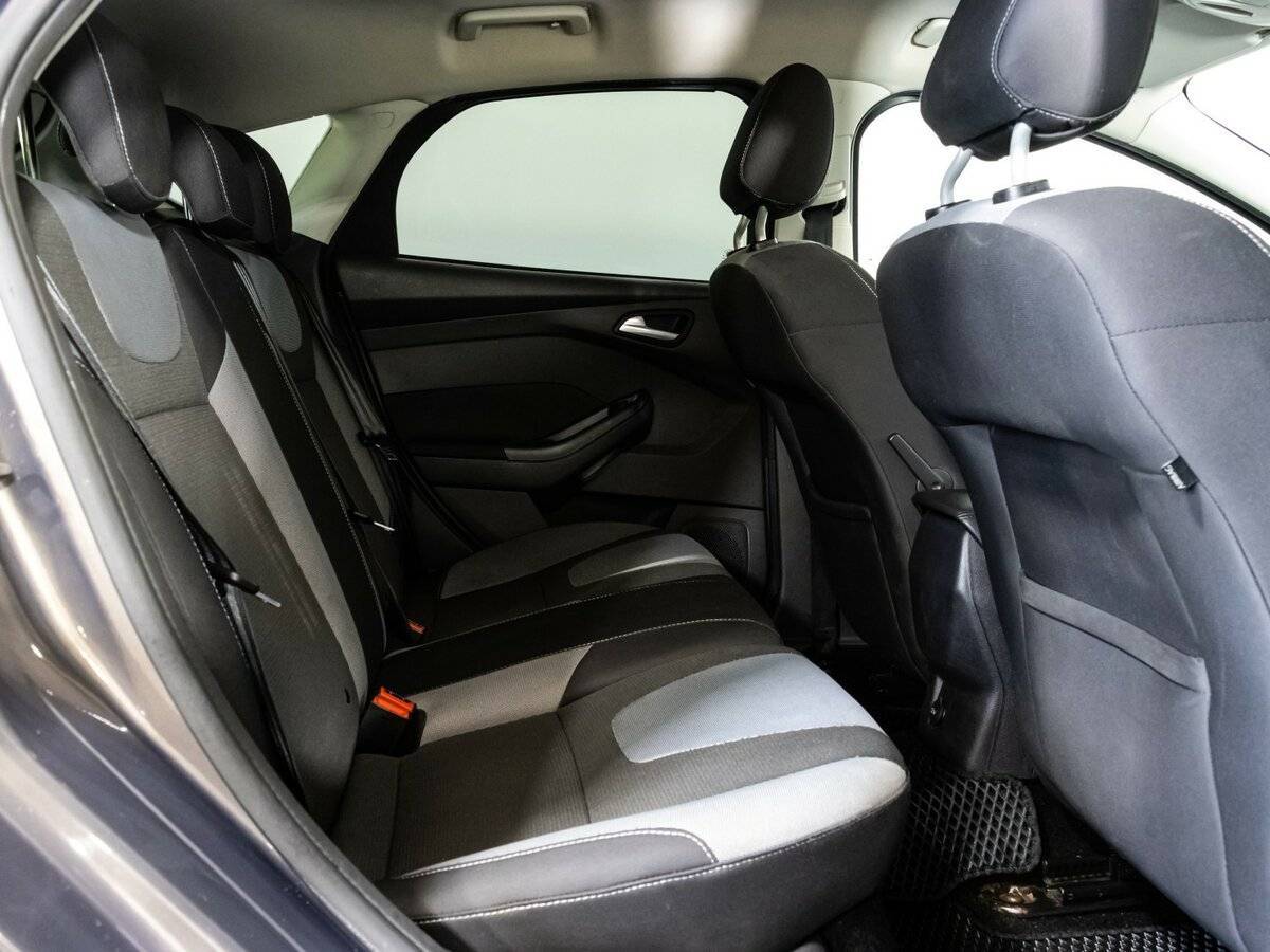 Купить Ford Focus с пробегом. Фото: #11