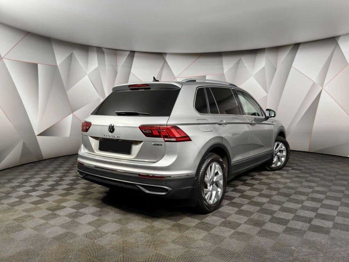 Купить Volkswagen Tiguan с пробегом. Фото: #1