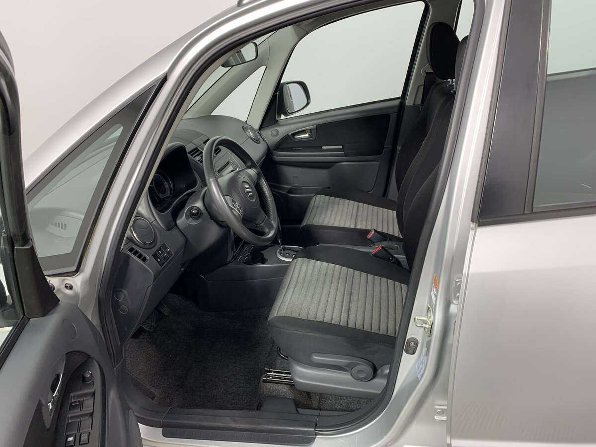 Купить Suzuki SX4 с пробегом. Фото: #13