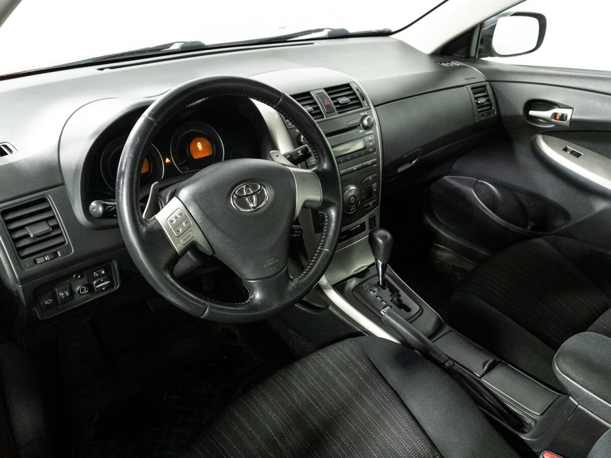 Купить Toyota Corolla с пробегом. Фото: #10