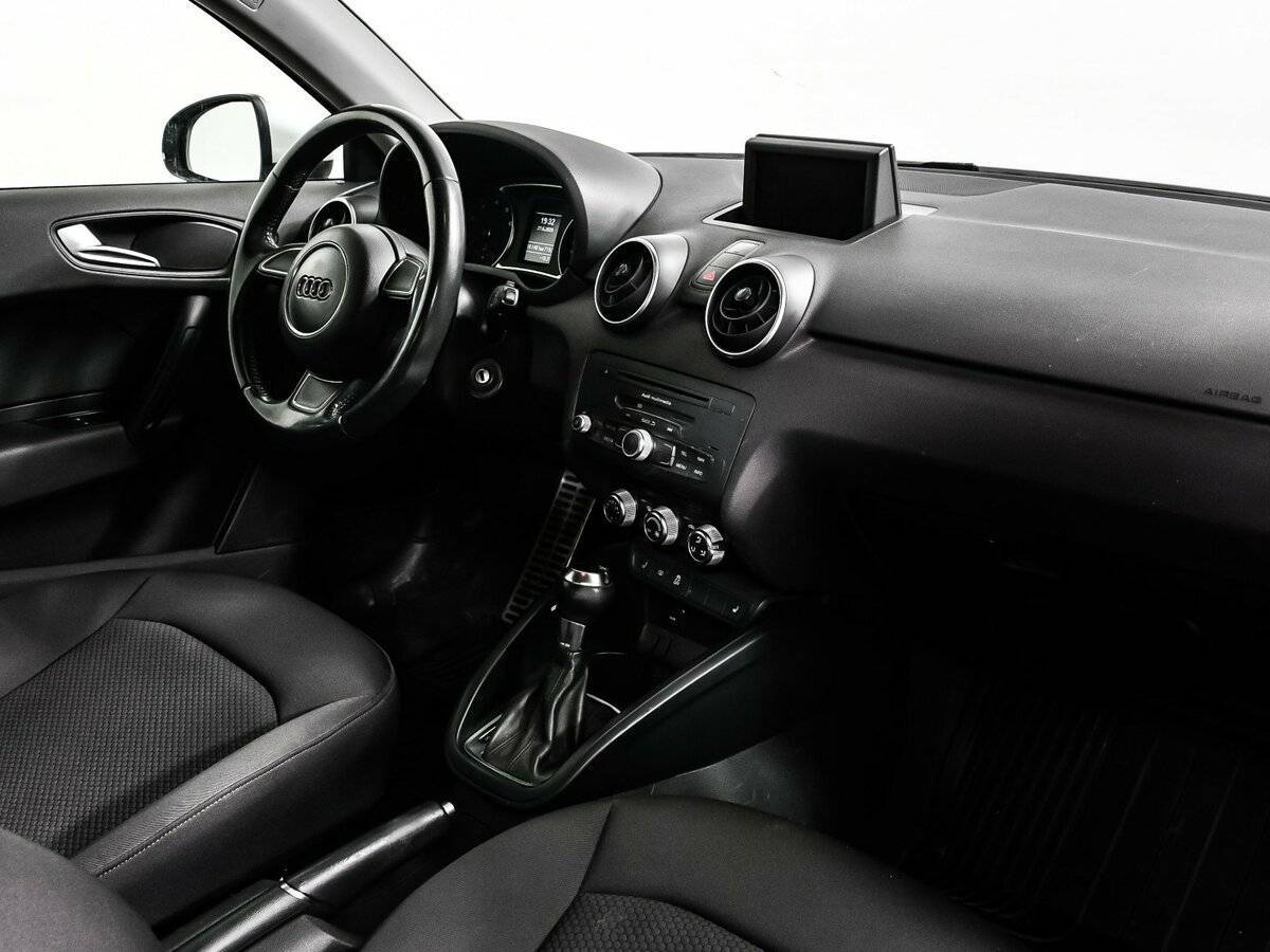 Купить Audi A1 с пробегом. Фото: #8