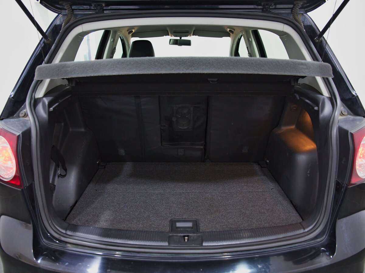 Купить Volkswagen Golf Plus с пробегом. Фото: #15