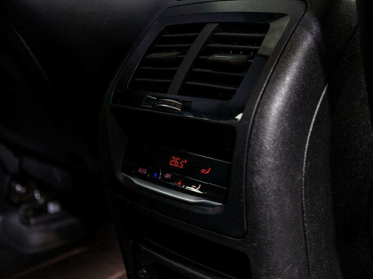 Купить BMW X4 с пробегом. Фото: #24