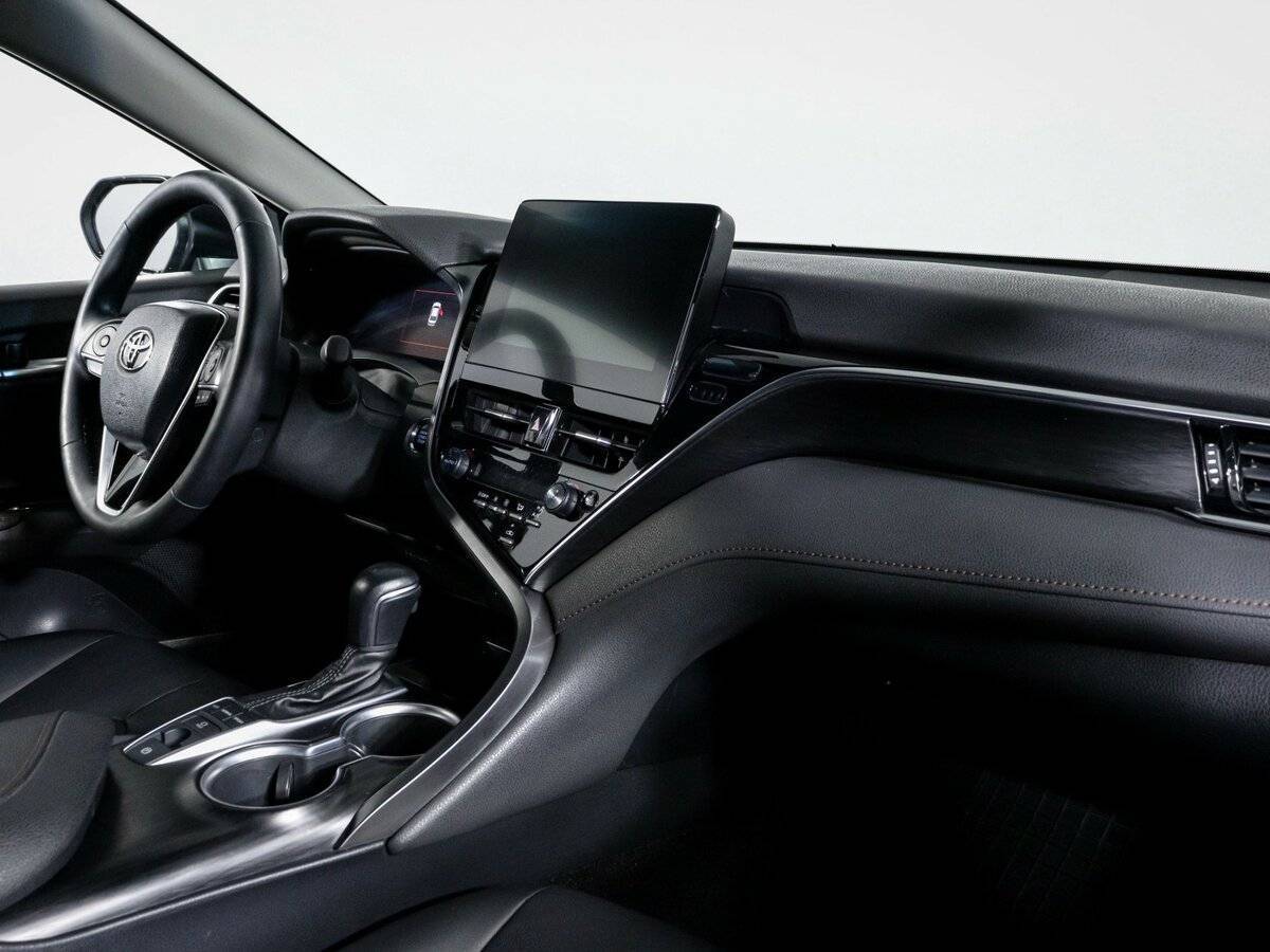 Купить Toyota Camry с пробегом. Фото: #8