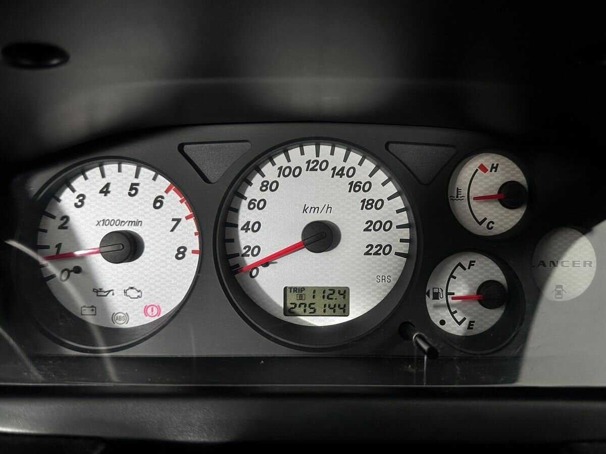 Купить Mitsubishi Lancer с пробегом. Фото: #8