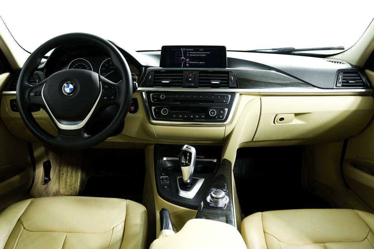 Купить BMW 3 серии с пробегом. Фото: #10