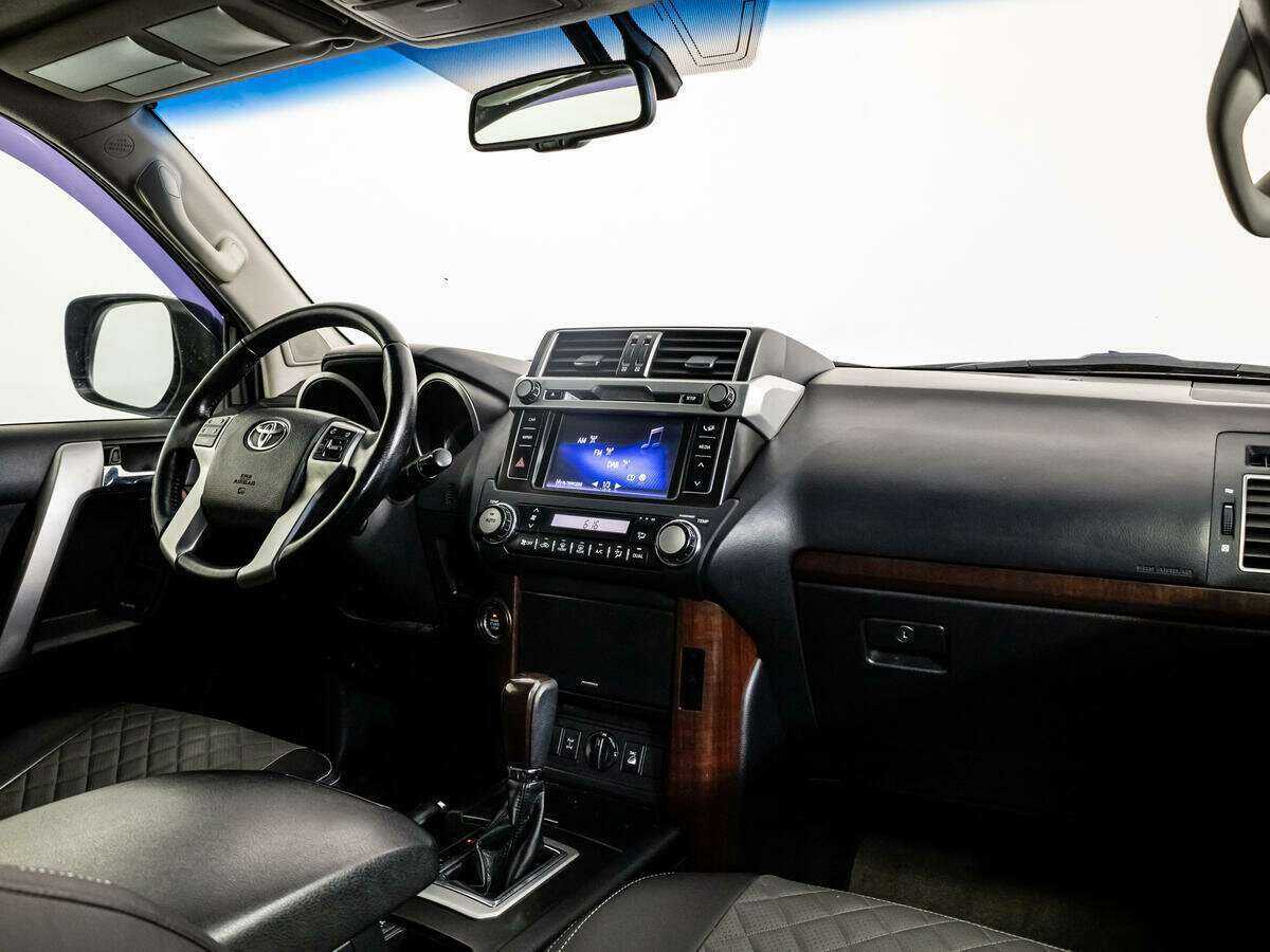 Купить Toyota Land Cruiser Prado с пробегом. Фото: #8