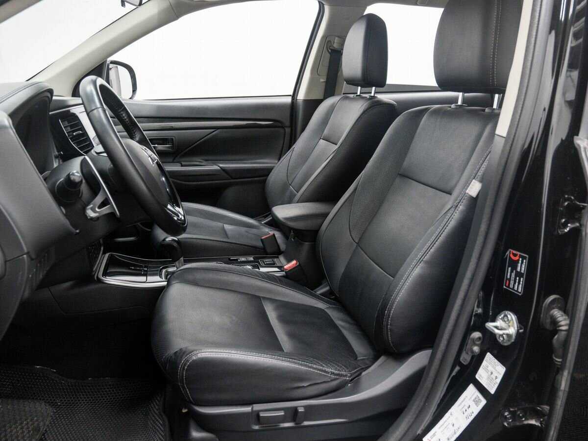 Купить Mitsubishi Outlander с пробегом. Фото: #13