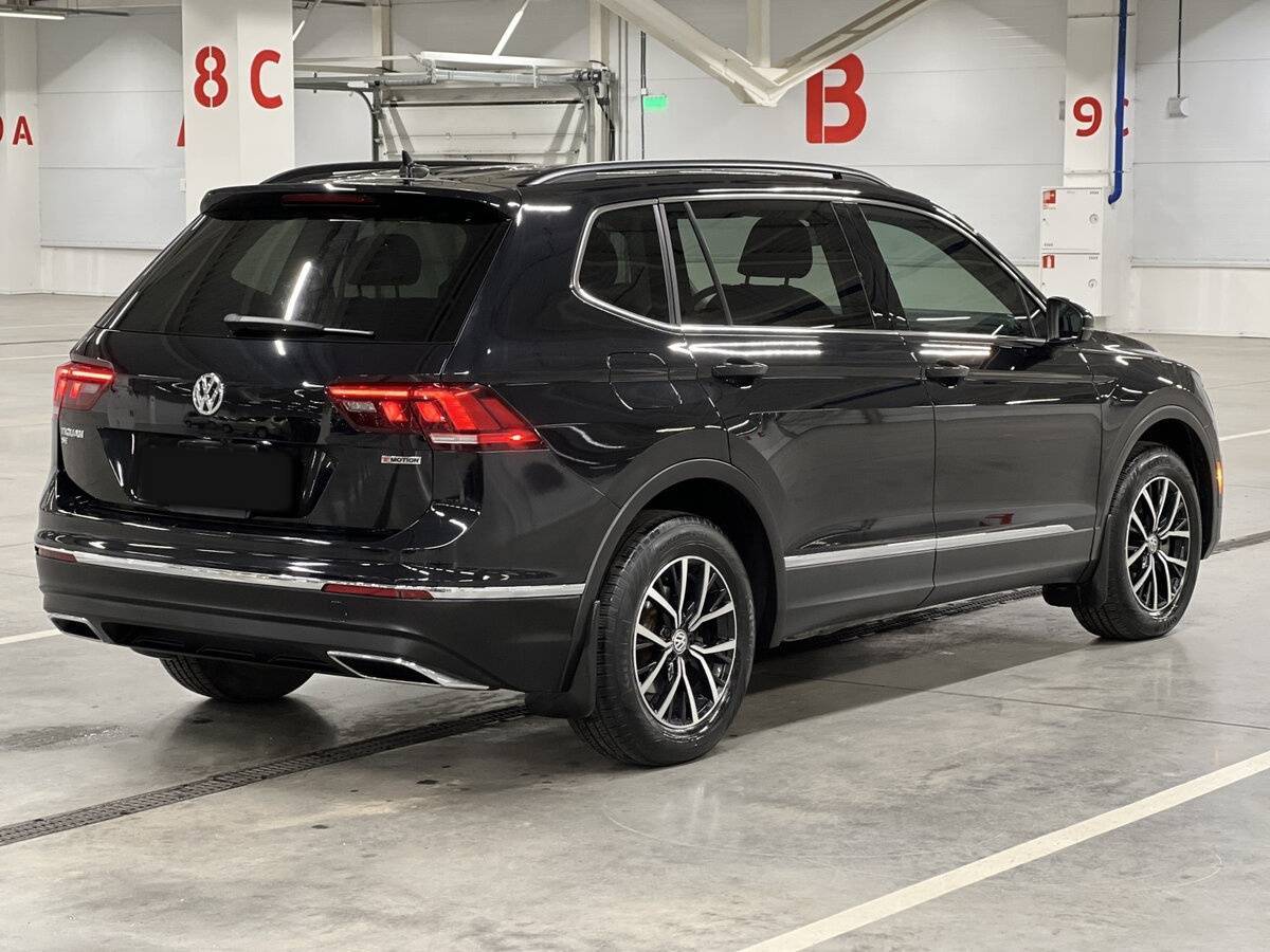 Купить Volkswagen Tiguan с пробегом. Фото: #4