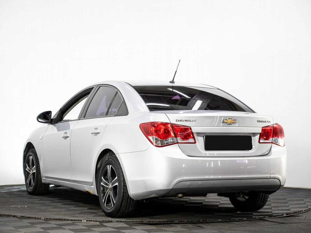 Купить Chevrolet Cruze с пробегом. Фото: #5