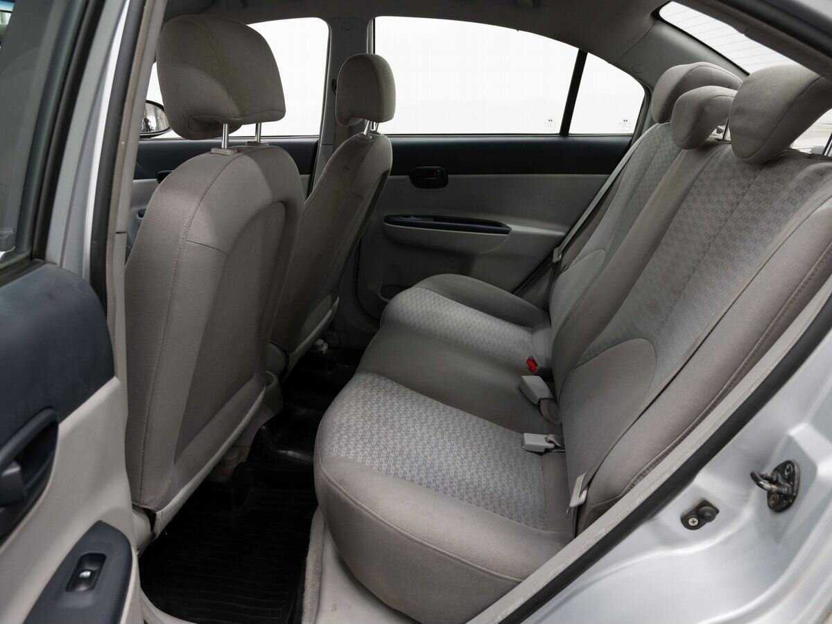 Купить Hyundai Verna с пробегом. Фото: #8
