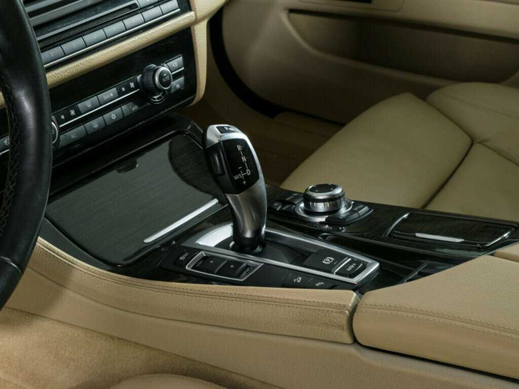 Купить BMW 5 серии с пробегом. Фото: #16