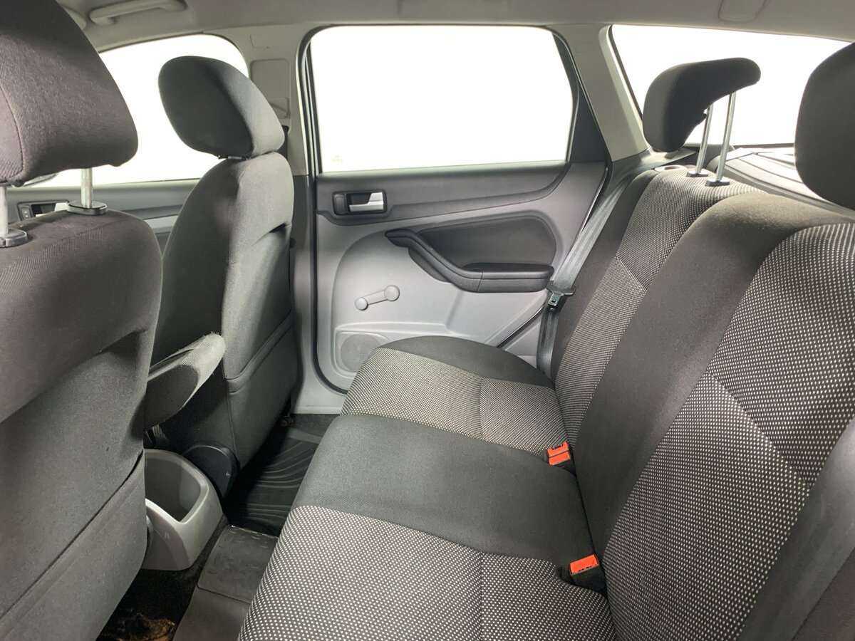 Купить Ford Focus с пробегом. Фото: #15