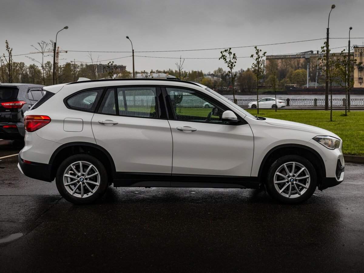 Купить BMW X1 с пробегом. Фото: #3