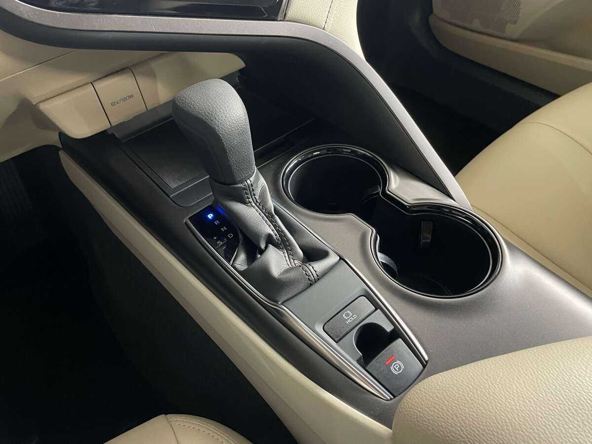 Купить Toyota Camry с пробегом. Фото: #13
