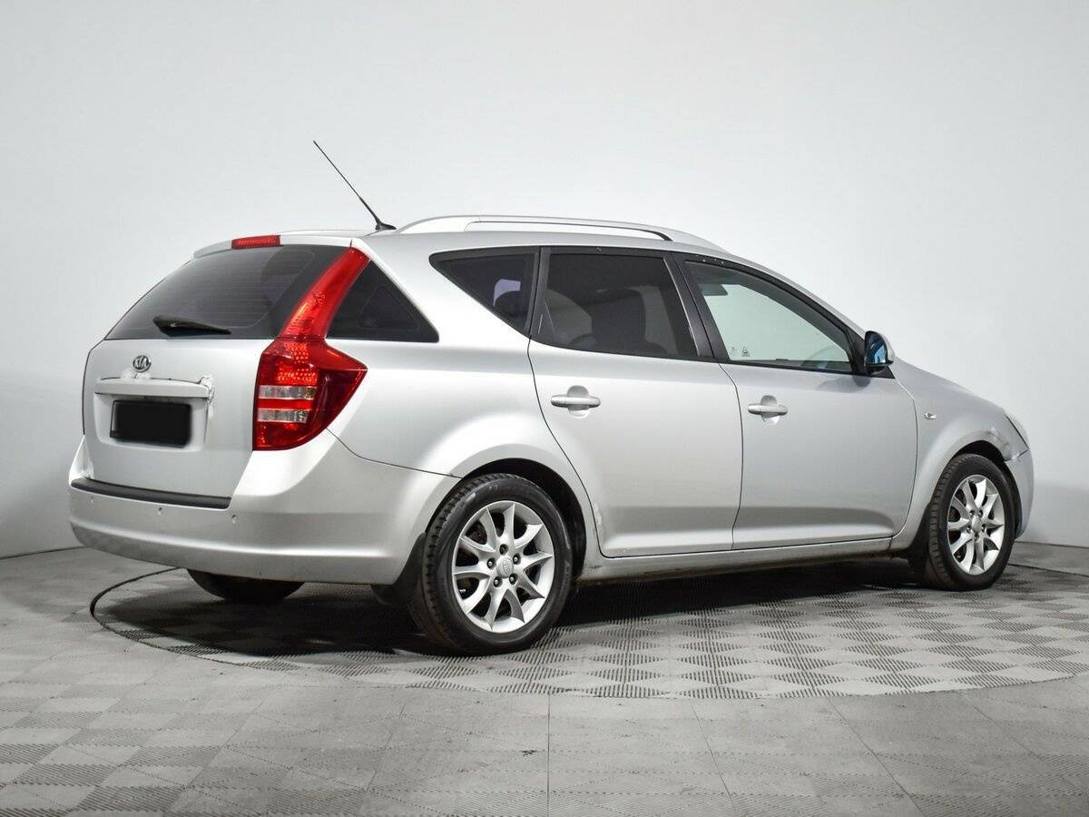 Купить Kia Ceed с пробегом. Фото: #4