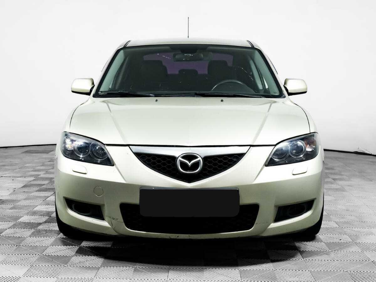 Купить Mazda 3 с пробегом. Фото: #1