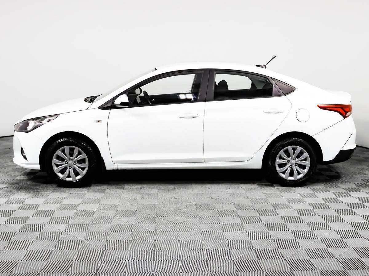 Купить Hyundai Solaris с пробегом. Фото: #7