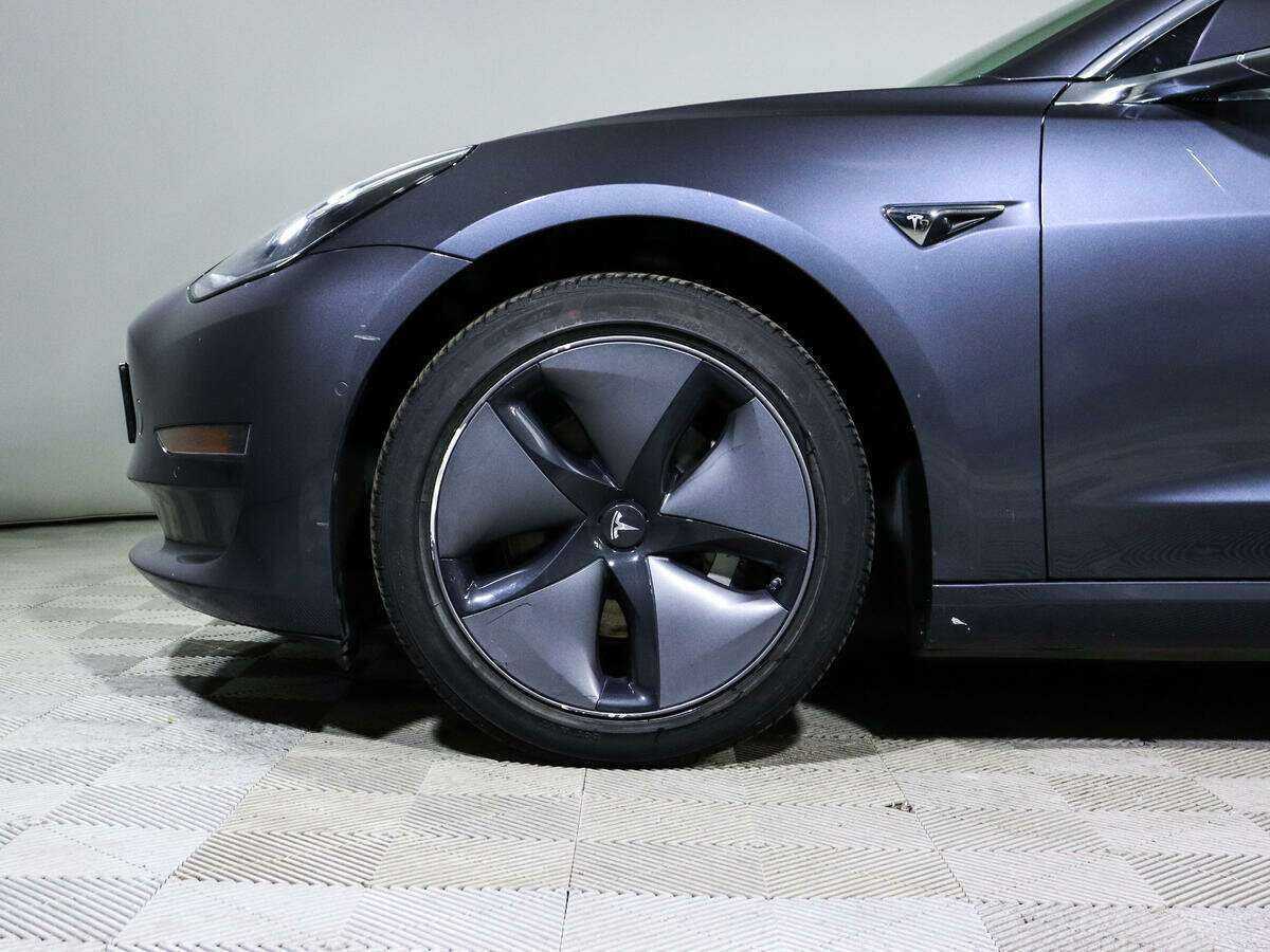 Купить Tesla Model 3 с пробегом. Фото: #20