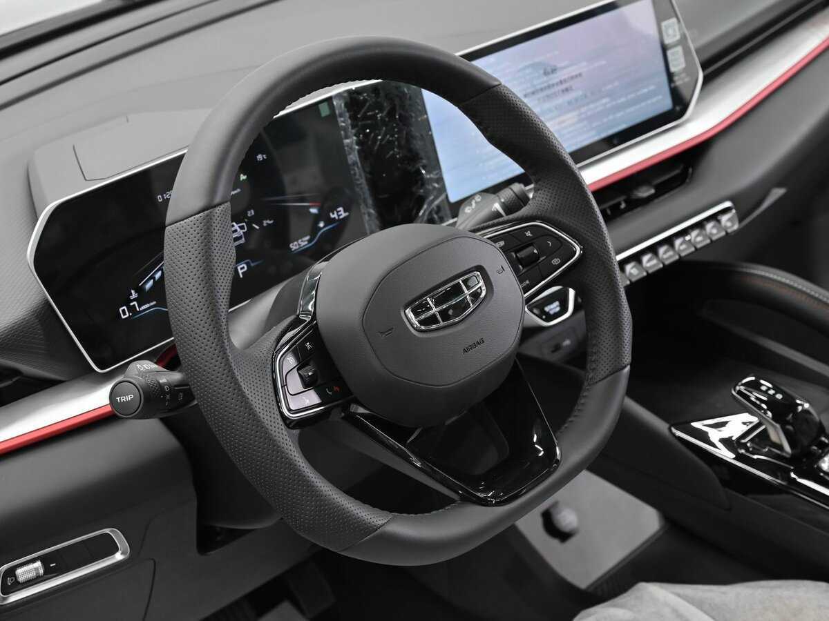 Купить Geely Coolray с пробегом. Фото: #10